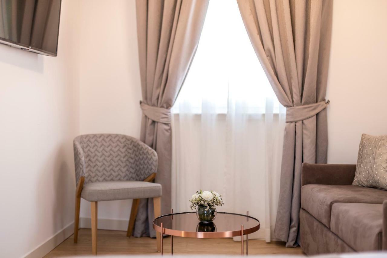Residence Stine Σπλιτ Εξωτερικό φωτογραφία